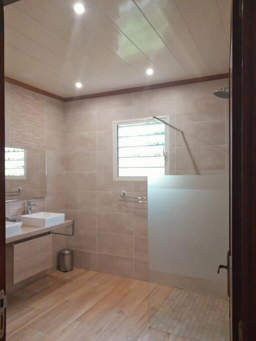 Kaz Bemaho Villa ซาลาซี ภายนอก รูปภาพ